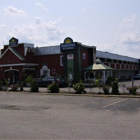 Days Inn & Suites By Wyndham Terre Haute Kültér fotó