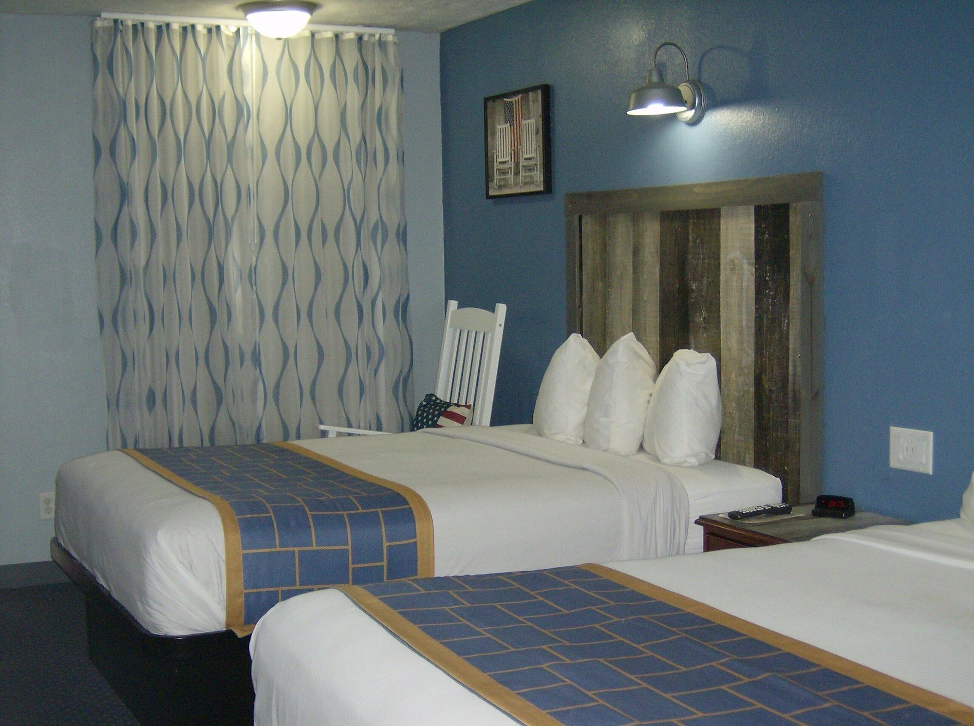 Days Inn & Suites By Wyndham Terre Haute Kültér fotó